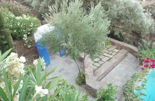 Ormos Isternion Villa | Anezas Mansion stone-built traditional villa