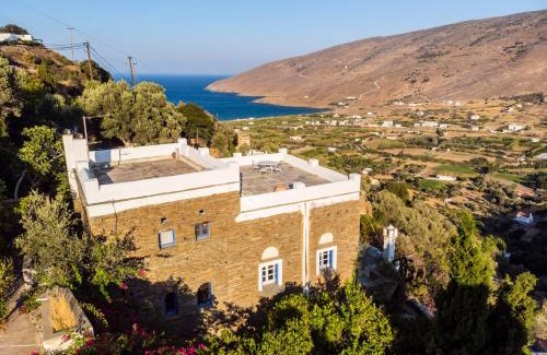 Ormos Isternion Villa | Anezas Mansion stone-built traditional villa