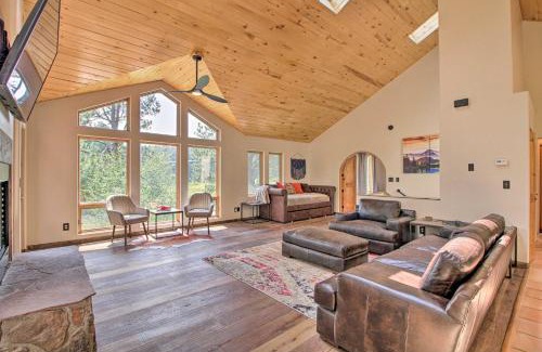 Angel Fire House | Angel Fire Escape with Hot Tub - 2 Mi to Gondola!