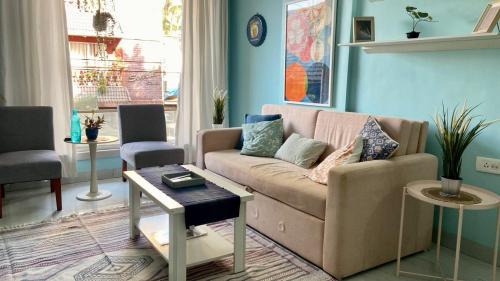 Ranwar Apartment | Angel Views 101, Chapel Road, Bandra West by Connekt Homes