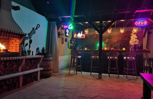 San Bartolome de Tirajana Ski Chalet | Angels Pathway