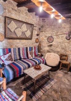 Vasa Koilaniou House | Angels Traditional House