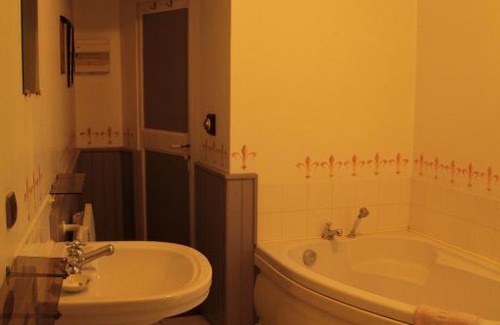 Villeneuve-les-Beziers Bed & Breakfast | Anges Gardiens
