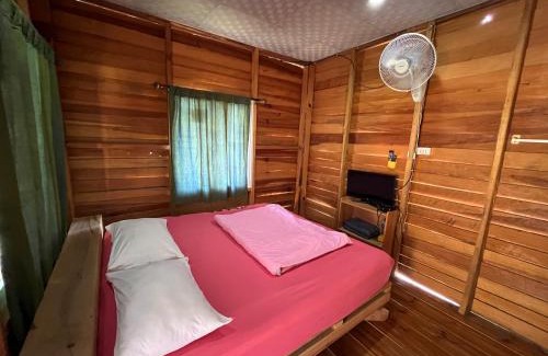 Chom Thong House | Angha forest view บ้านริมสวน