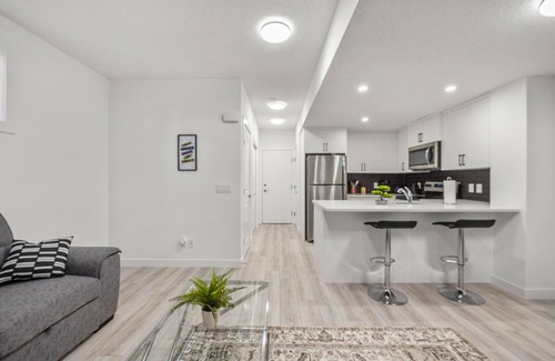 Calgary Apartment | Angie’s place close to YYC