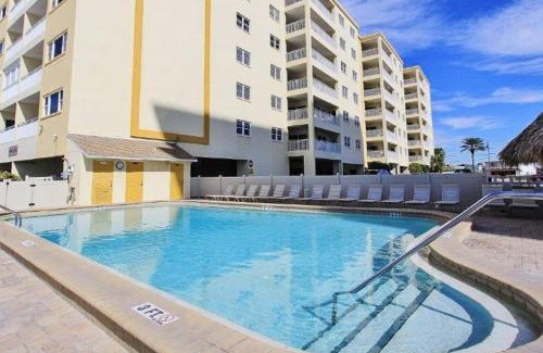 Redington Shores Apartment | Anglers Cove 401