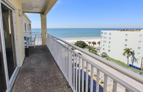 Redington Shores Apartment | Anglers Cove 608