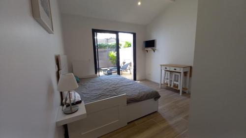 Anglet Apartment | Anglet : Studio avec Terrasse à 3 kms des plages