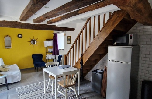 Chaveignes Cottage | ANGULUS RIDET COTTAGES set of 3 comfortable gîtes, quiet, with swimming pool