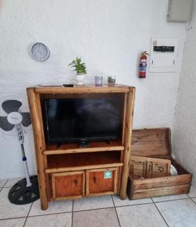 Ficksburg Apartment | Ani-Lem Self-Catering