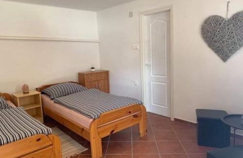 Badacsonytomaj Apartment | Anikó nyaralóház