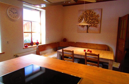 Rothhelmshausen Apartment | Animal good vacation