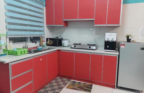 Semenyih Apartment | Anis Homestay Bangi