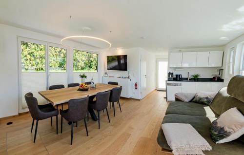 Vahrenwald-List Boat Rental | ANKERLOFT - Hausboot