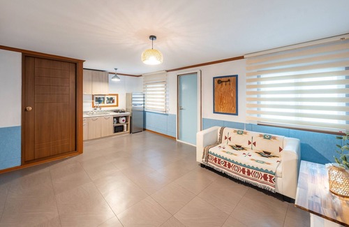 Nam House | Anmyeon-do Ssong Pension