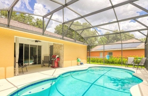 Silver Creek House | Anna-mari's Silver Creek Getaway 3 Bedroom Home by Redawning