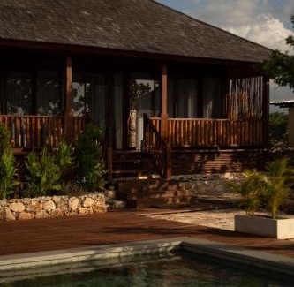 Mamboro Hotel | Anna Villas by Sumba-Beach