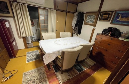 Toyonaka House | AnNam Stay Hotarugaike: whole 2 story townhouse rent