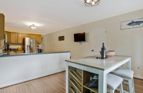 Hillsmere House | Annapolis Home Near Beach & Quiet Waters Park!