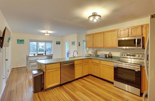 Hillsmere House | Annapolis Home Near Beach & Quiet Waters Park!