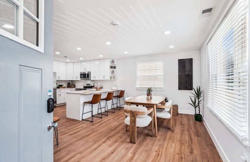 Annapolis House | Annapolis Town Center Cottage