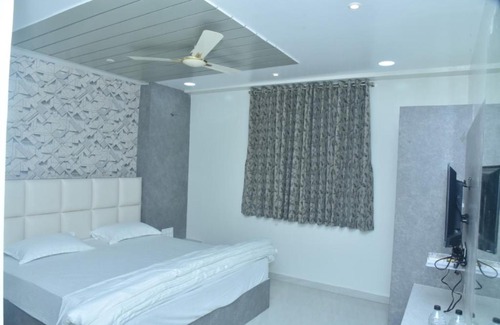 Tuljapur Hotel | Annapurna Executive,Tuljapur