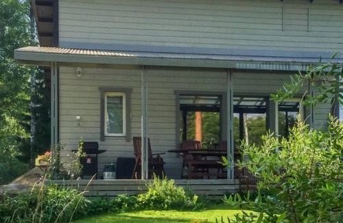 Etelainen House | Annelinniemi by Interhome