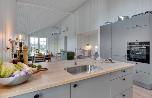 Havnsø House | "Annerose" - 550m from the sea by Interhome
