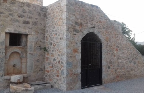Pagkia House | Annezoula's Castle