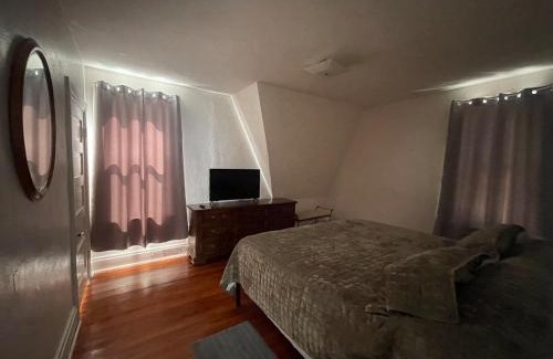 Valentine House | Annie's House