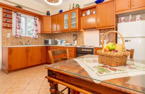 Patsos Villa | Annlexander mountain Villa