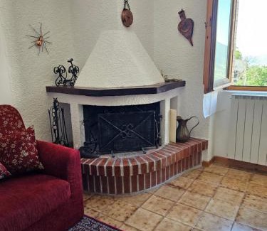 Rocca Cinquemiglia Apartment | Anny's House