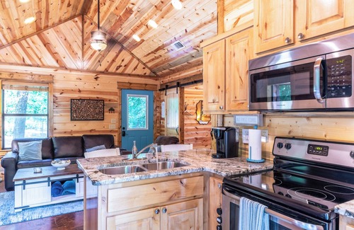 Hochatown Cabin | Another Day In Paradise- Broken Bow/Hochatown- 1bd
