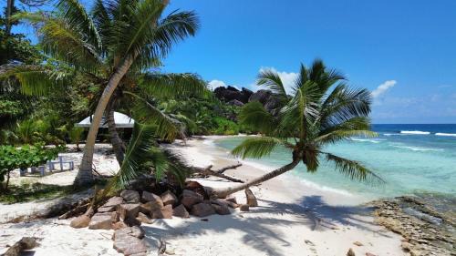 La Digue House | Anse Grosse Roche Beach Villa