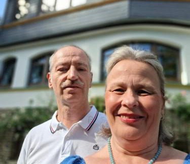 Gruenhain-Beierfeld Apartment | ansimali 3 - Treffpunkt Dachgeschosswohnung, Ideal für Familien und Freunde, Gemeinsam wohnen, getrennt träumen, Zwei Schlafzimmer, ein Urlaub mit Spiel und Spaß
