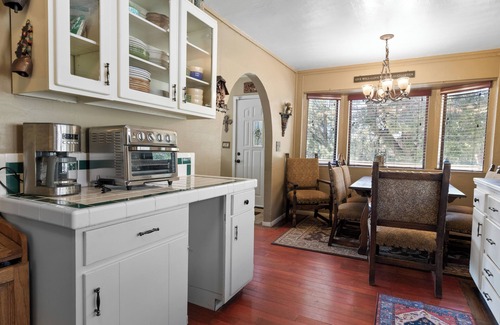 Whispering Forest Cabin | Antelope Retreat