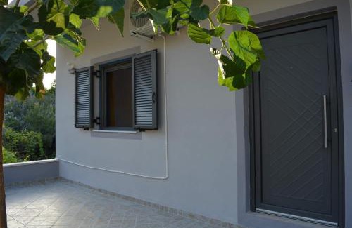Mathes Apartment | Anthemis Apartment