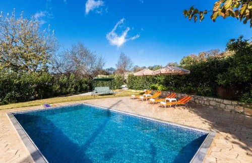 Monopari Villa | Antheon - Three Bedroom Villa with Private Pool