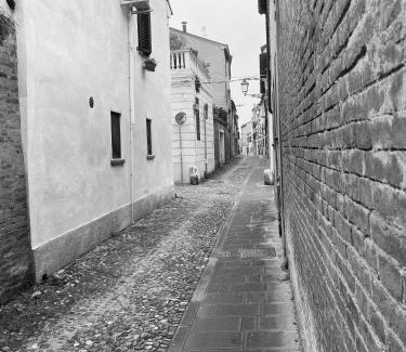 Ferrara Historic Centre House | Antiba House