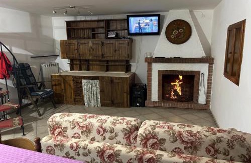 Calice al Cornoviglio Ski Chalet | Antica Baita Madè Great for Cinque Terre