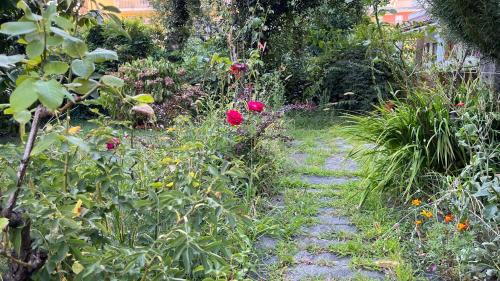 Domodossola Apartment | Antica Casa Storica con Giardino