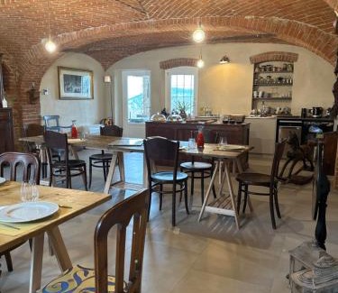 Monchiero House | Antica Cascina Pilo