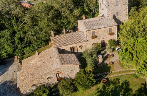 Castel Viscardo House | ANTICO PODERE VITIANO the luxury getaway