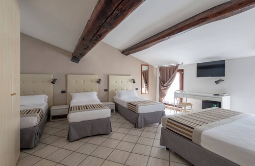 Mantua Bed & Breakfast | Antico Residence , Mantegna Hotels