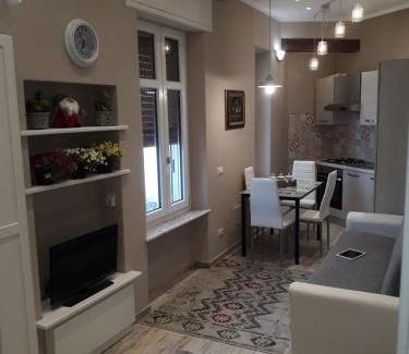 Vercelli Apartment | Antico Vicolo - Appartamento Rebecca