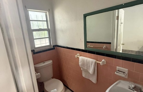 Old Seminole Heights Hotel | Antigua Motel by OYO Tampa US - 41