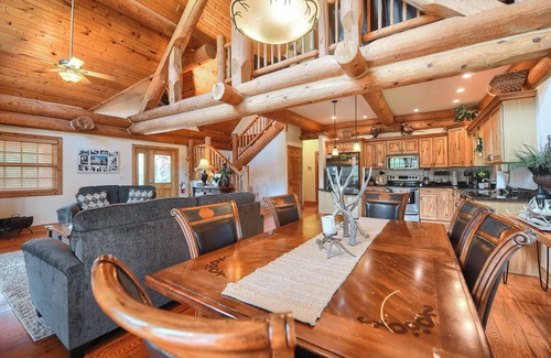 Deadwood Cabin | Antler Lodge | 3 Bed, 3 Bath