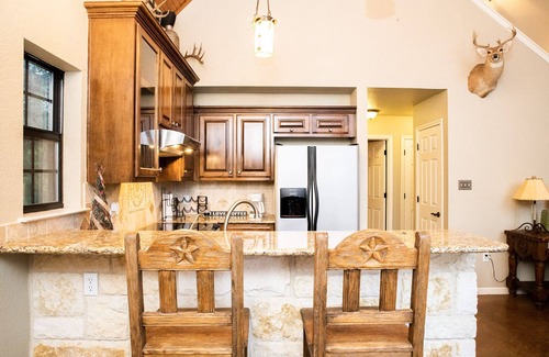San Saba House | ANTLER OAKS CABIN