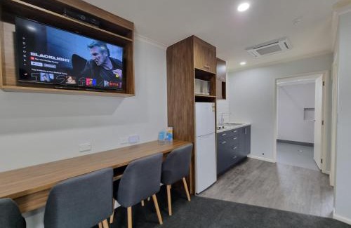 Stratford Hotel | Antonio Mews Motel