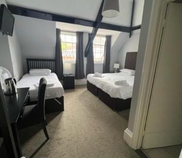 Amesbury Hotel | Antrobus Hotel